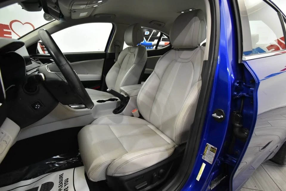 2020 Genesis G70 - Image 9 of 20