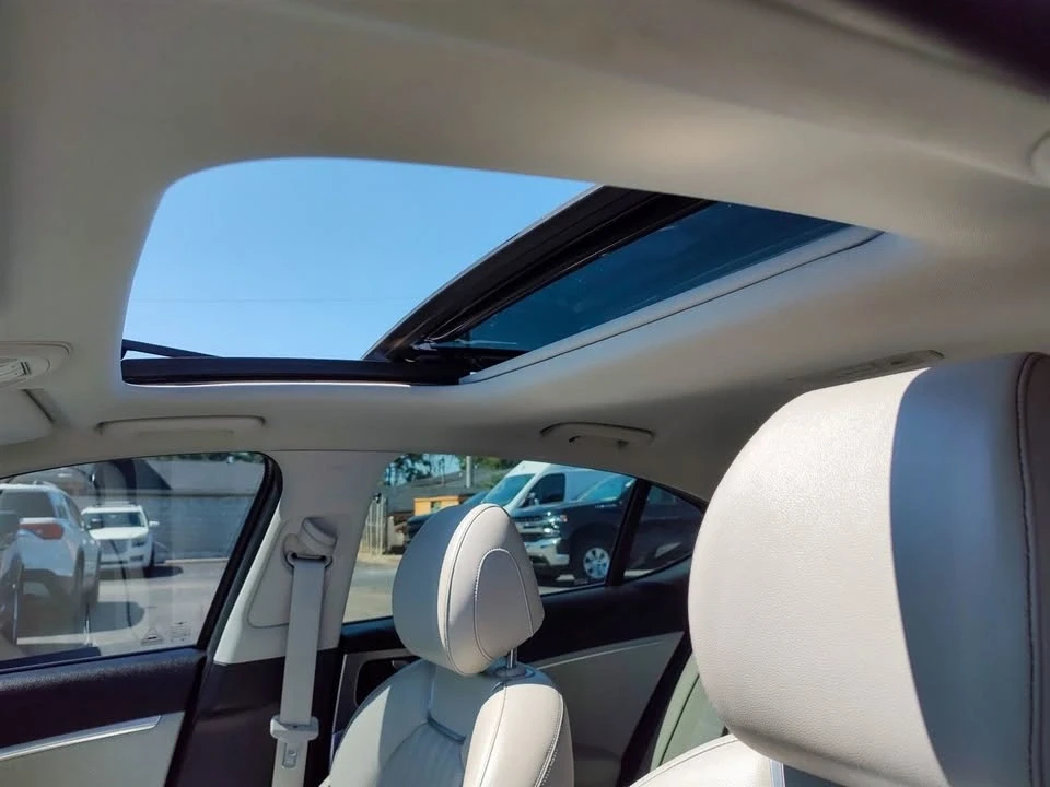 2020 Genesis G70 - Image 12 of 14