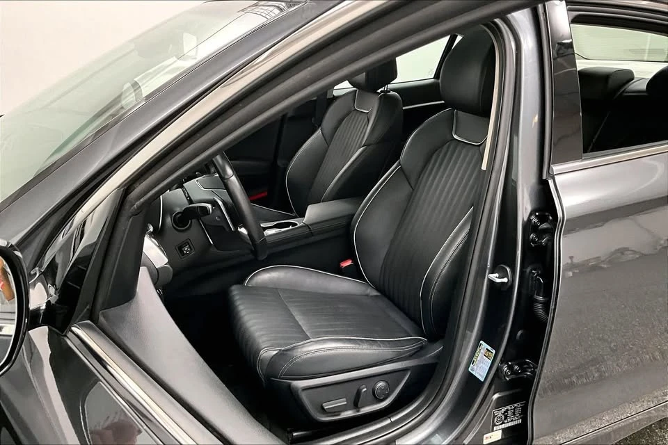 2020 Genesis G70 - Image 9 of 15