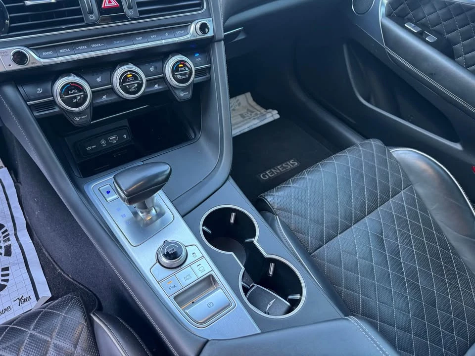 2020 Genesis G70 - Image 14 of 20