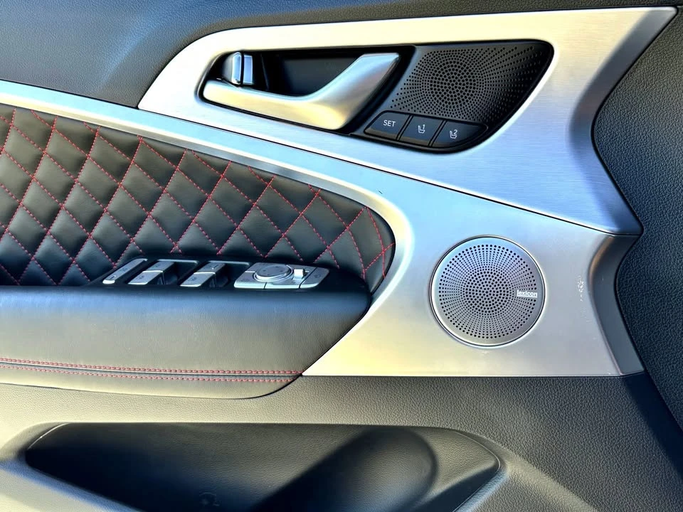 2020 Genesis G70 - Image 18 of 20