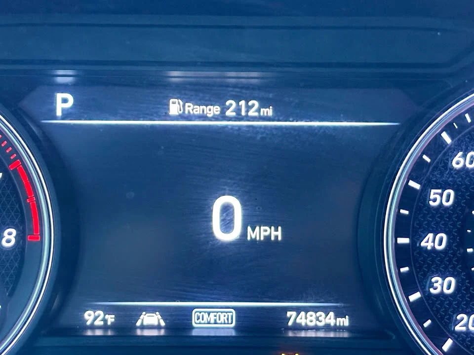 2020 Genesis G70 - Image 17 of 20