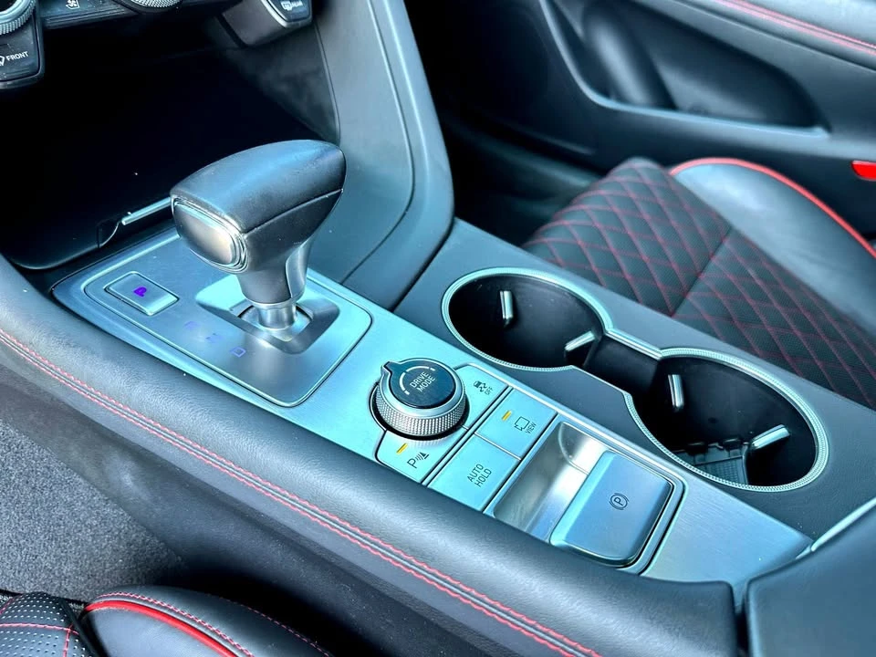 2020 Genesis G70 - Image 14 of 20