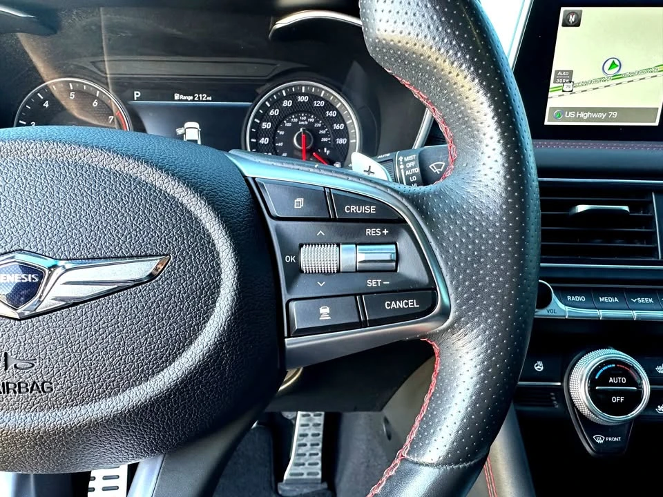 2020 Genesis G70 - Image 10 of 20