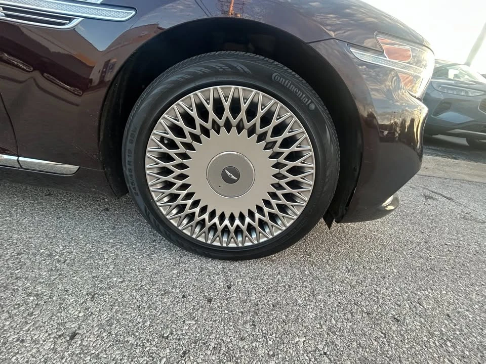2020 Genesis G90 - Image 4 of 7