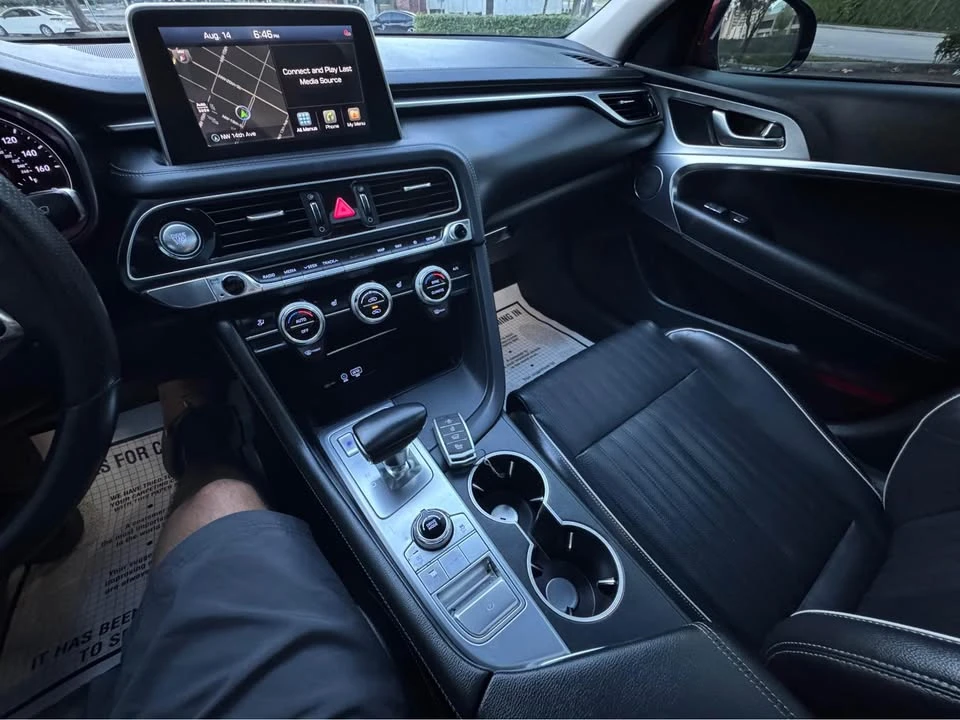 2020 Genesis - Image 13 of 17