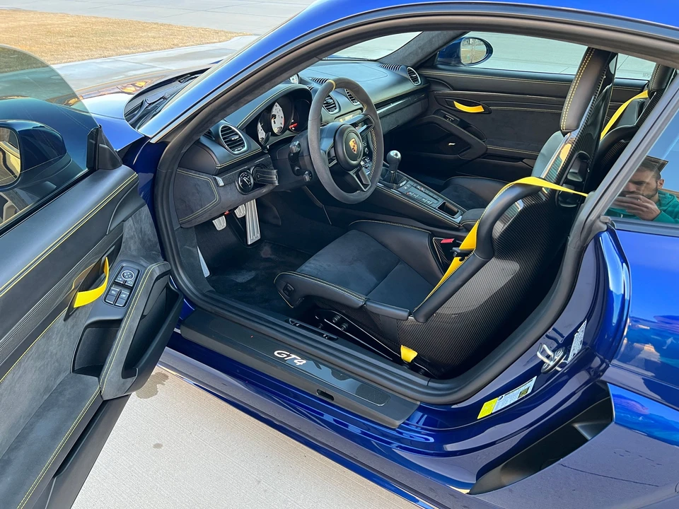 2020 Porsche 718 Cayman GT4 - Image 9 of 23