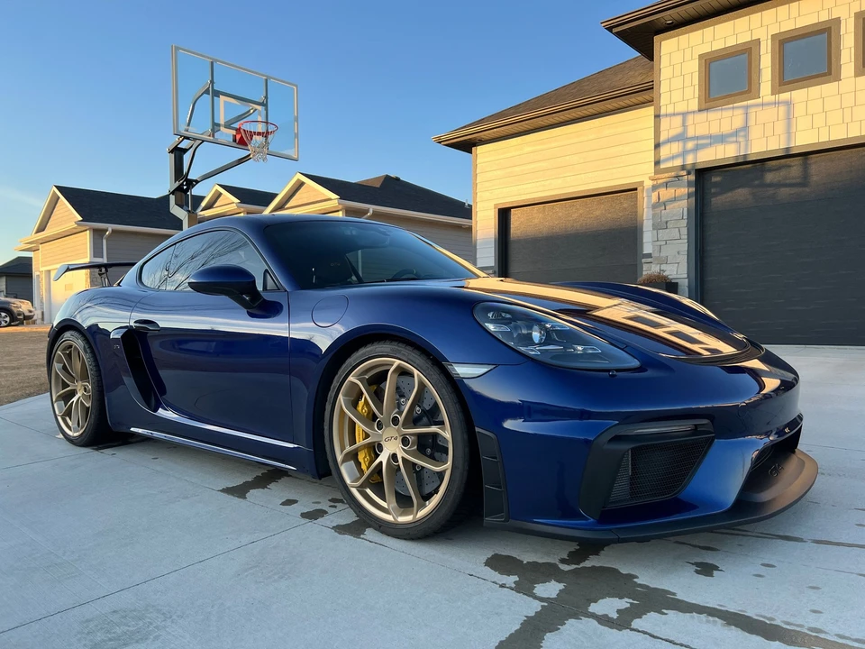 2020 Porsche 718 Cayman GT4 - Image 14 of 23