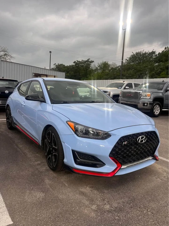 2020 Hyundai Veloster - Image 2 of 4