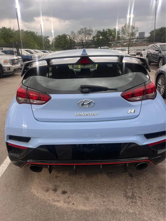 2020 Hyundai Veloster - Image 3 of 3