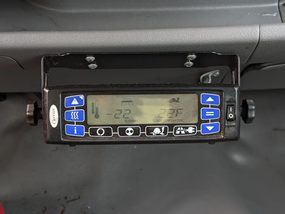 2020 Hino - Image 20 of 21