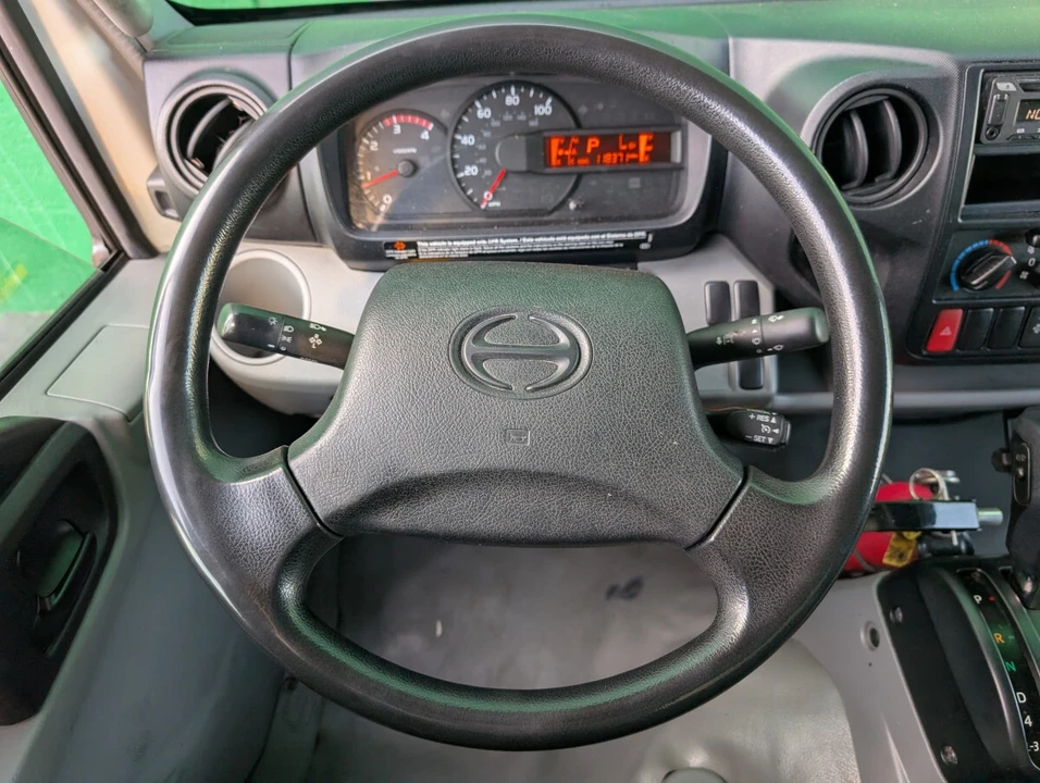 2020 Hino - Image 16 of 21