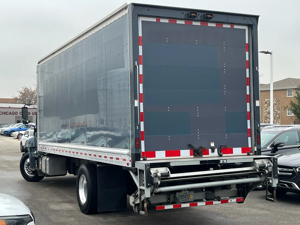 2020 Hino - Image 6 of 21