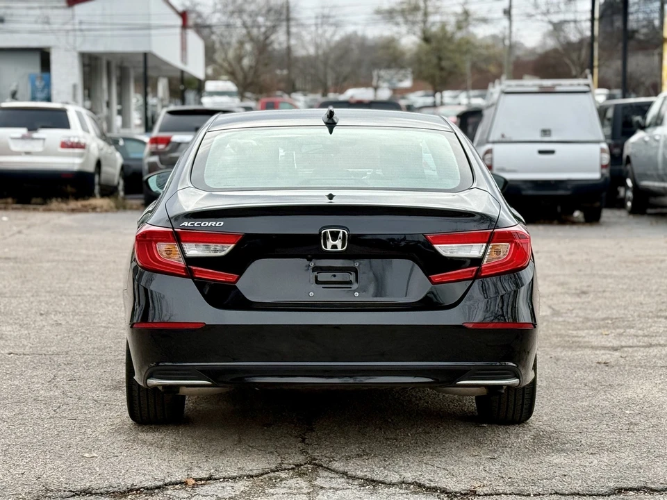 2020 Honda Accord 10th Gen - Image 6 of 17