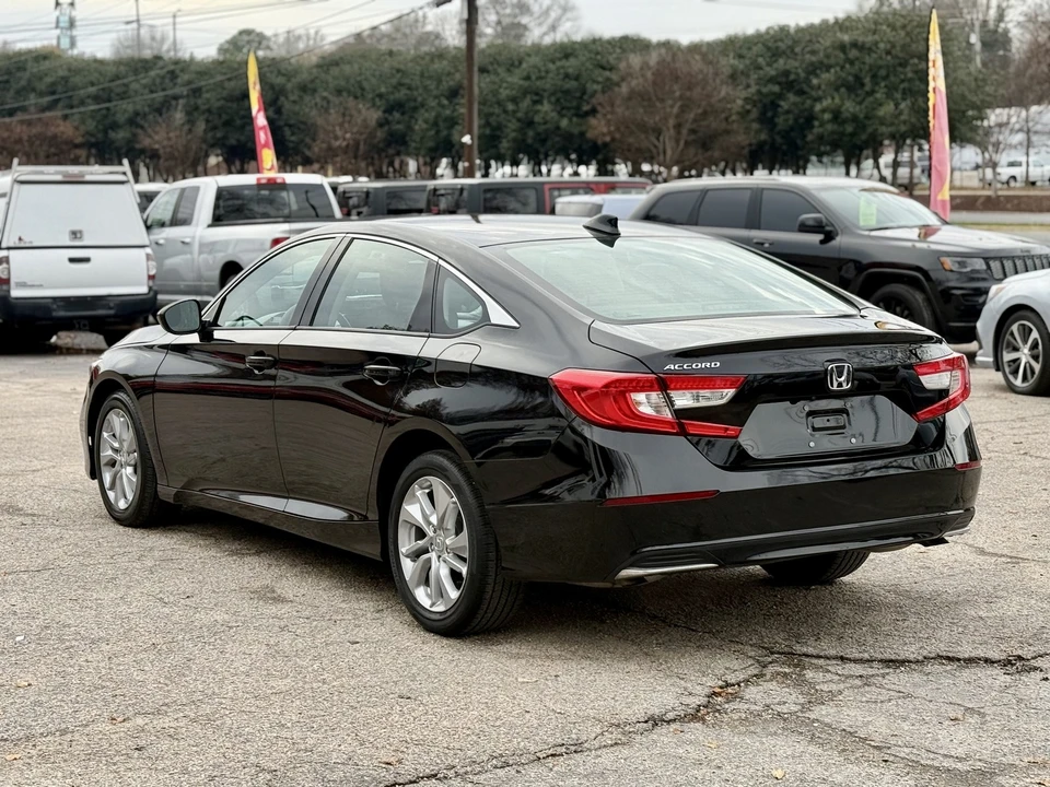 2020 Honda Accord 10th Gen - Image 7 of 17
