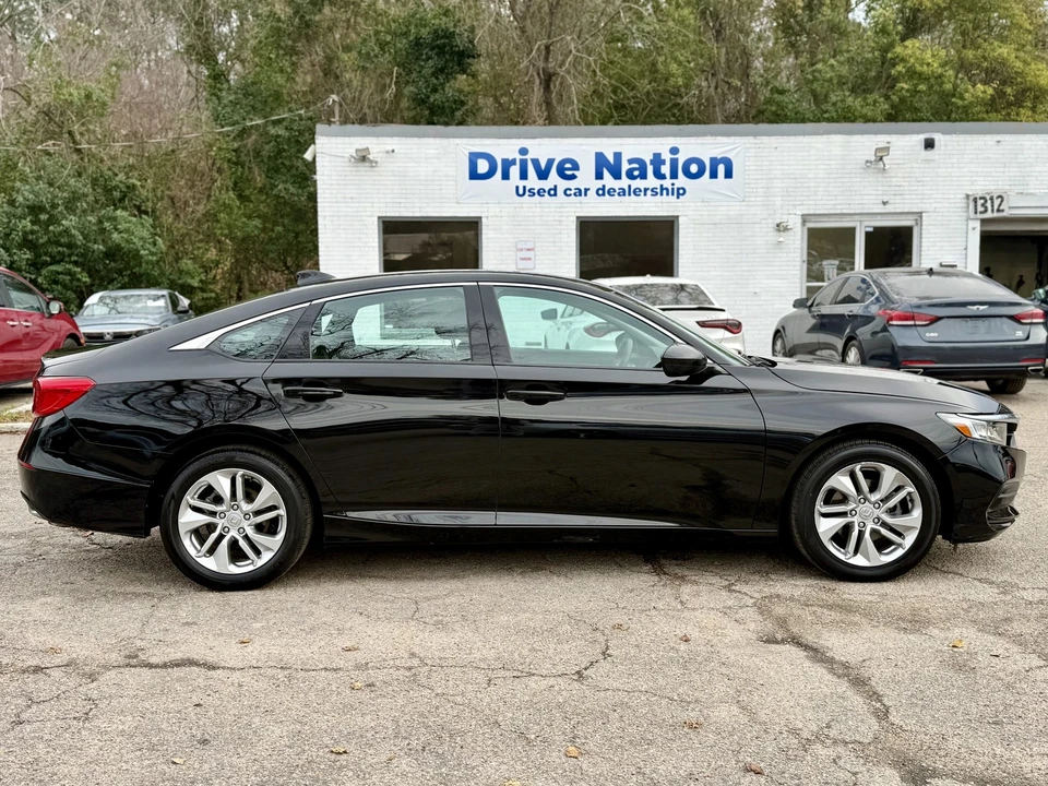 2020 Honda Accord 10th Gen - Image 4 of 17