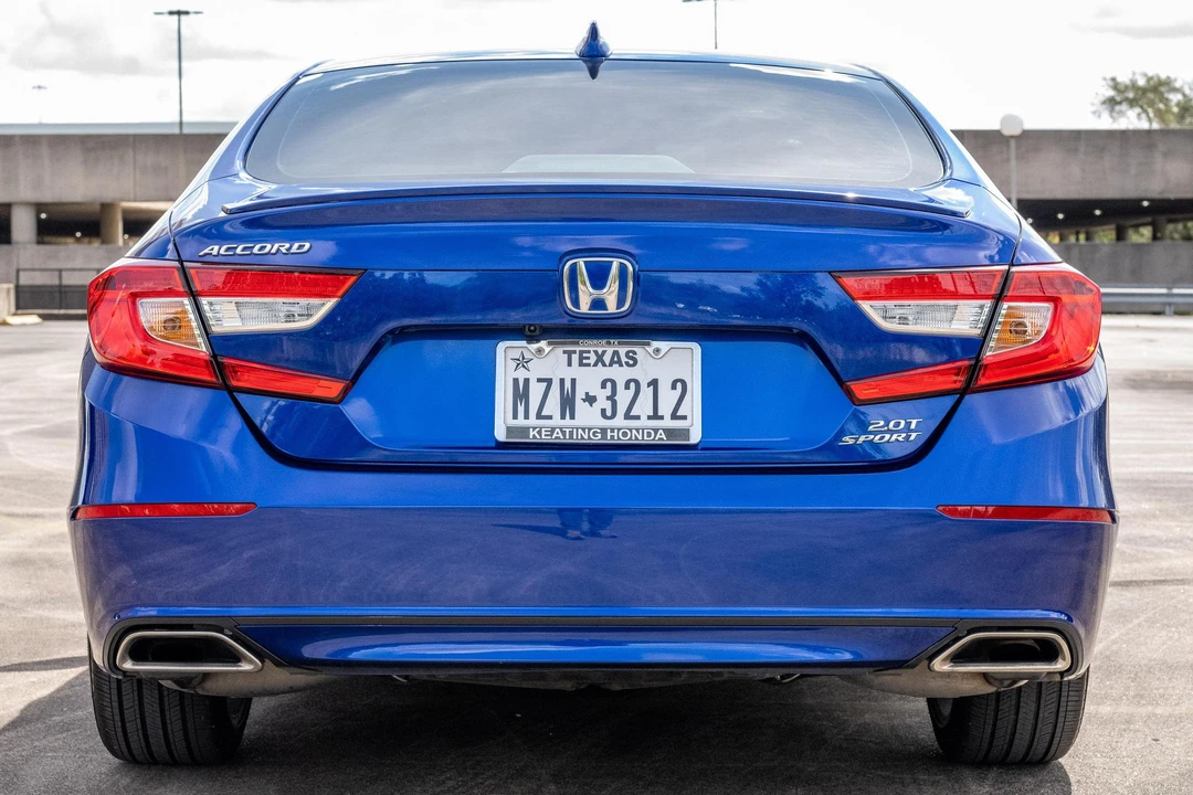 2020 Honda Accord 10th Gen - Image 5 of 31