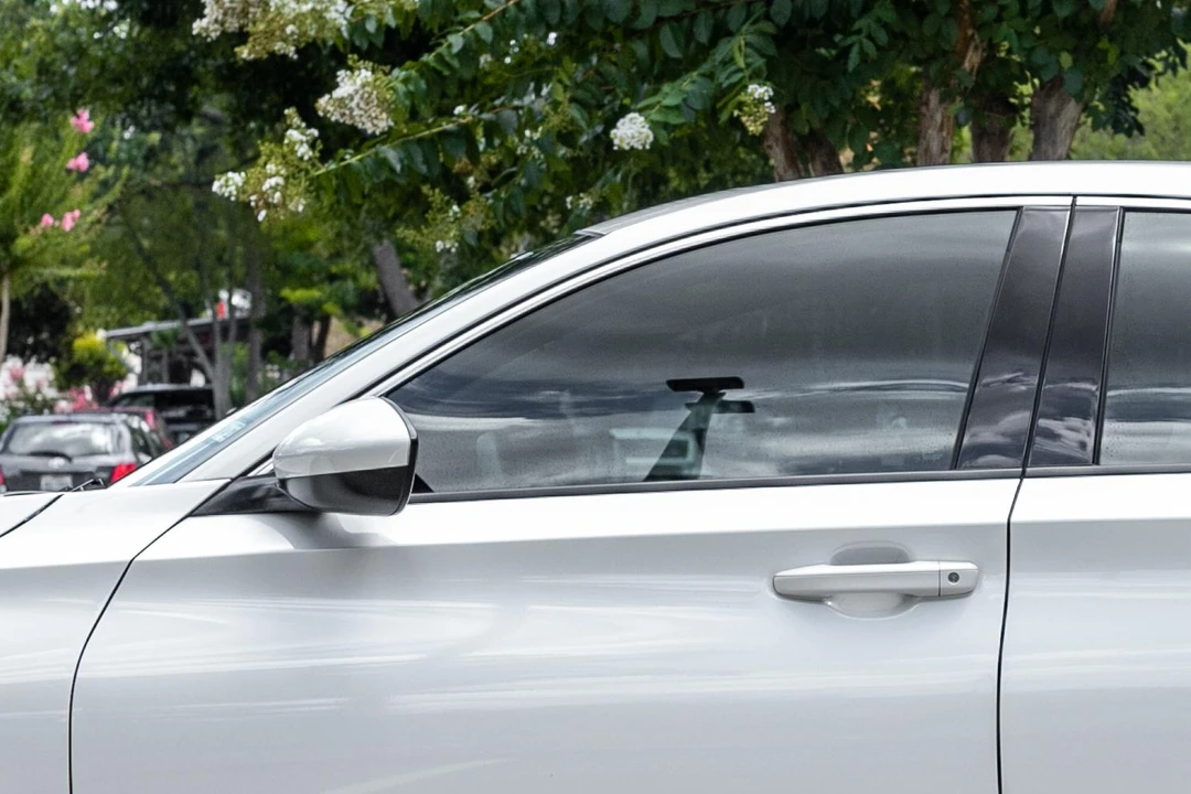 2020 Honda Accord 10th Gen - Image 30 of 31
