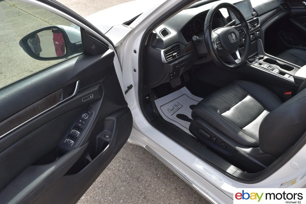 2020 Honda Accord 10th Gen - Image 11 of 21