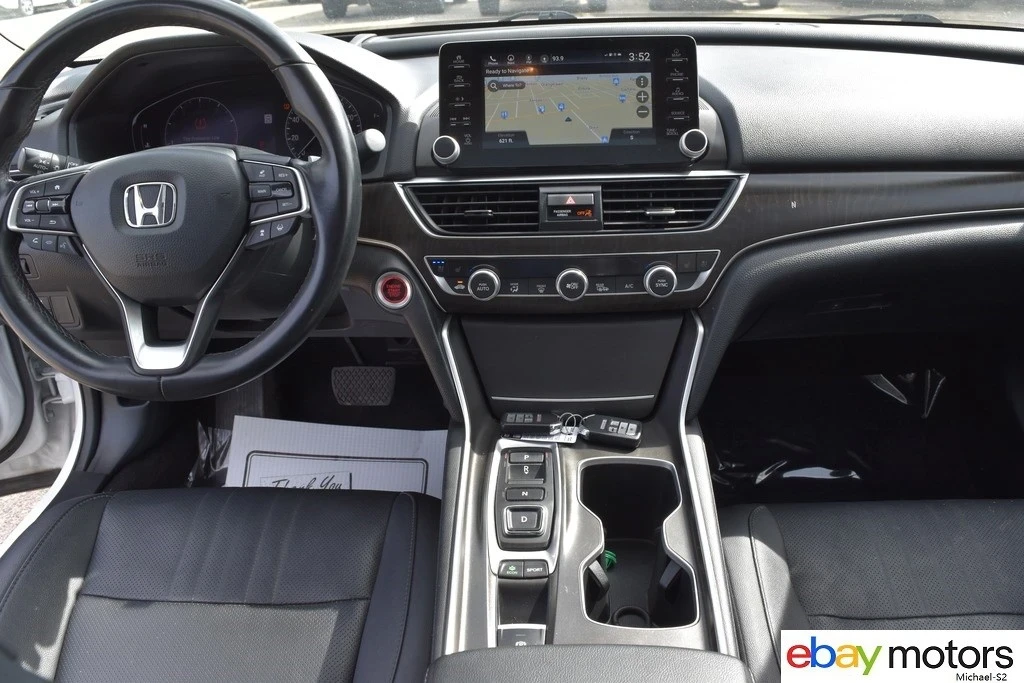 2020 Honda Accord 10th Gen - Image 14 of 21