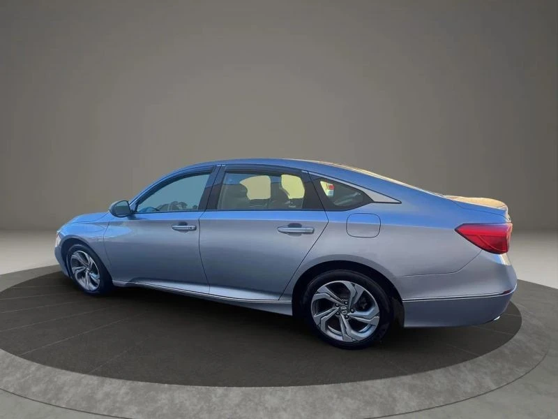 2020 Honda Accord 10th Gen - Image 8 of 12
