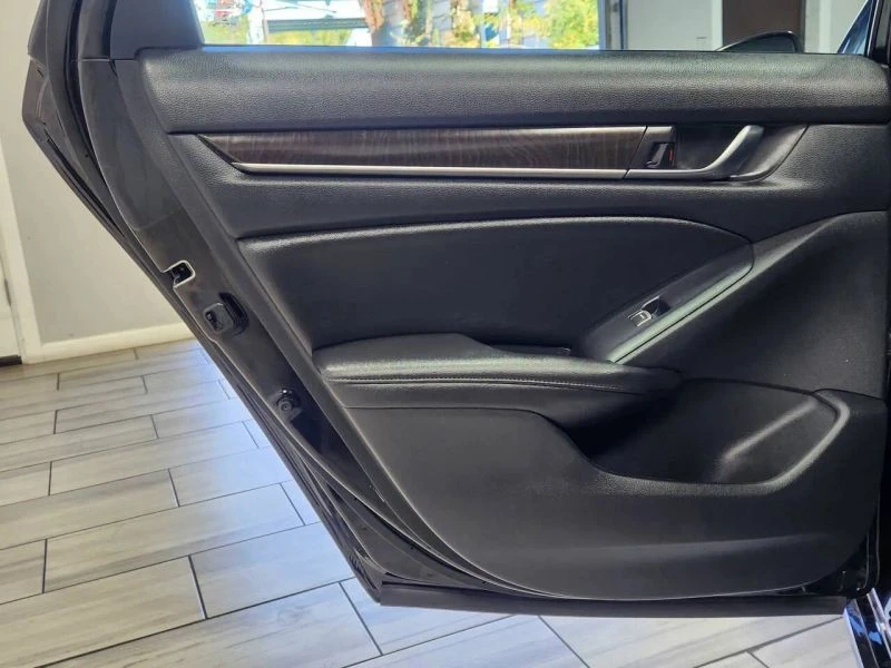 2020 Honda Accord 10th Gen - Image 12 of 12