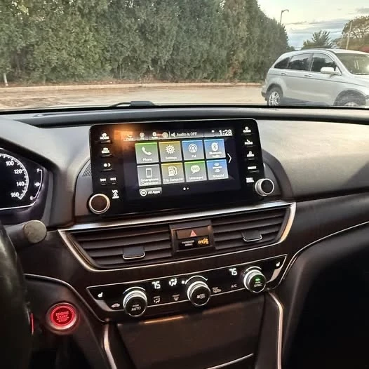 2020 Honda Accord 10th Gen - Image 11 of 12