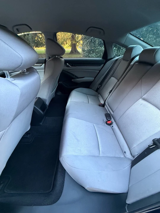 2020 Honda Accord 10th Gen - Image 7 of 19
