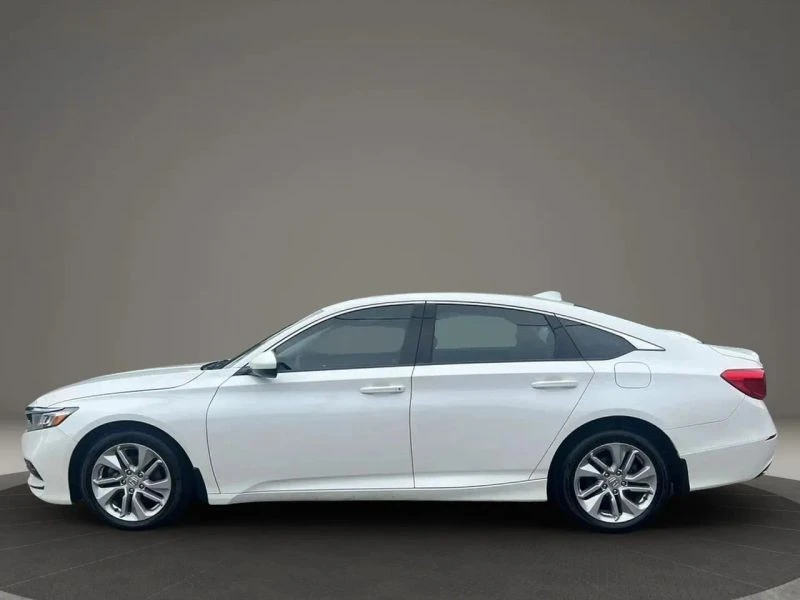 2020 Honda Accord 10th Gen - Image 8 of 12