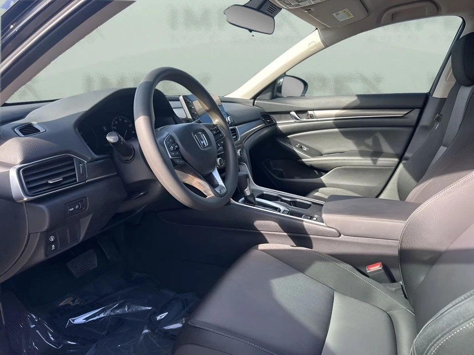 2020 Honda Accord 10th Gen - Image 9 of 12