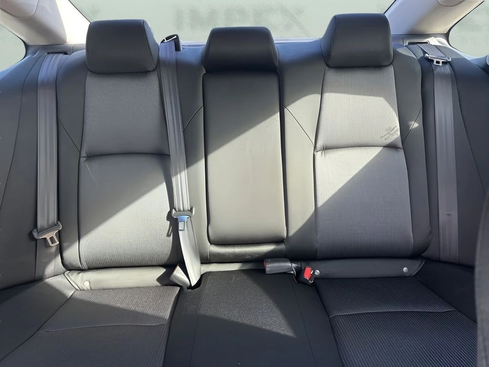 2020 Honda Accord 10th Gen - Image 10 of 12