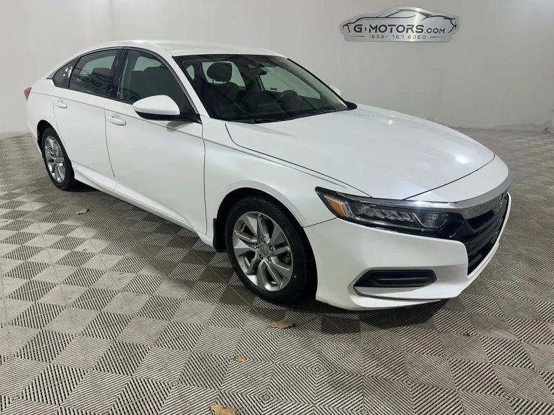 2020 Honda Accord 10th Gen - Image 9 of 12