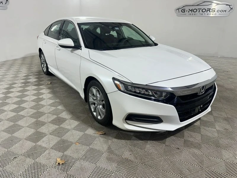 2020 Honda Accord 10th Gen - Image 10 of 12