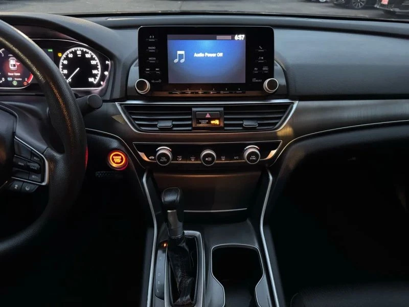 2020 Honda Accord 10th Gen - Image 11 of 12