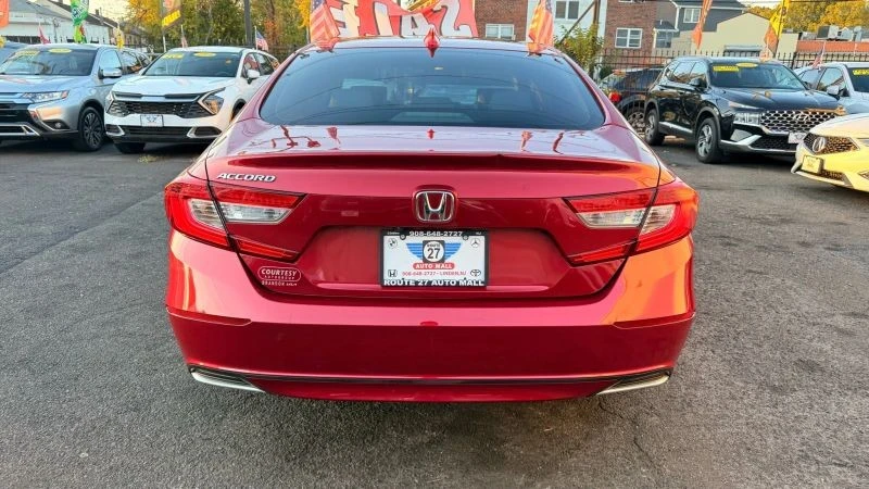 2020 Honda Accord 10th Gen - Image 6 of 12