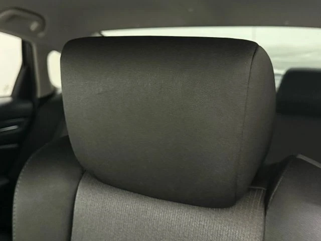 2020 Honda Accord 10th Gen - Image 18 of 21