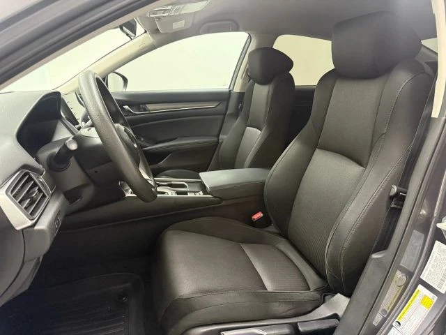 2020 Honda Accord 10th Gen - Image 16 of 21