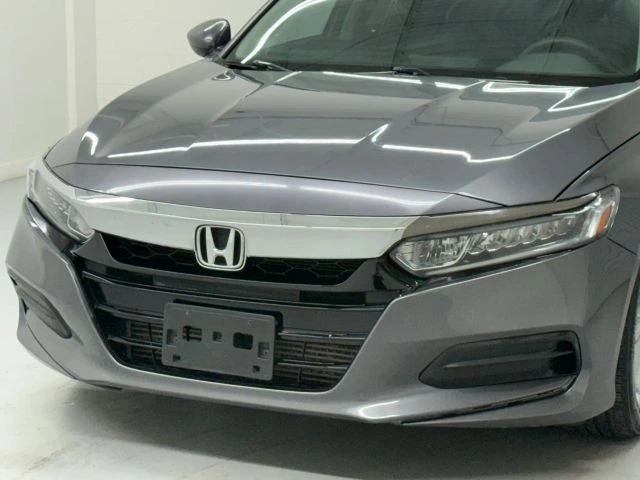 2020 Honda Accord 10th Gen - Image 10 of 21