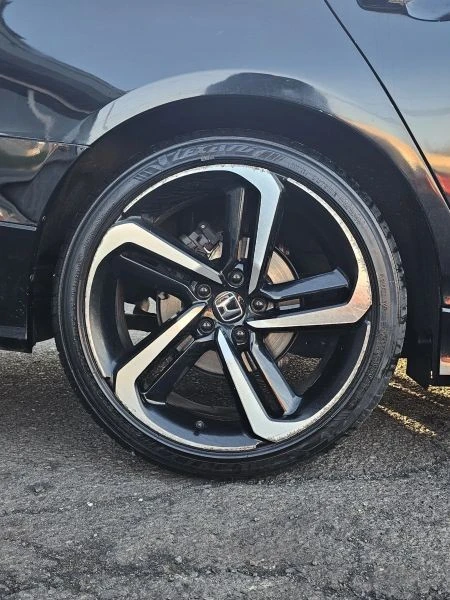 2020 Honda Accord 10th Gen - Image 6 of 12