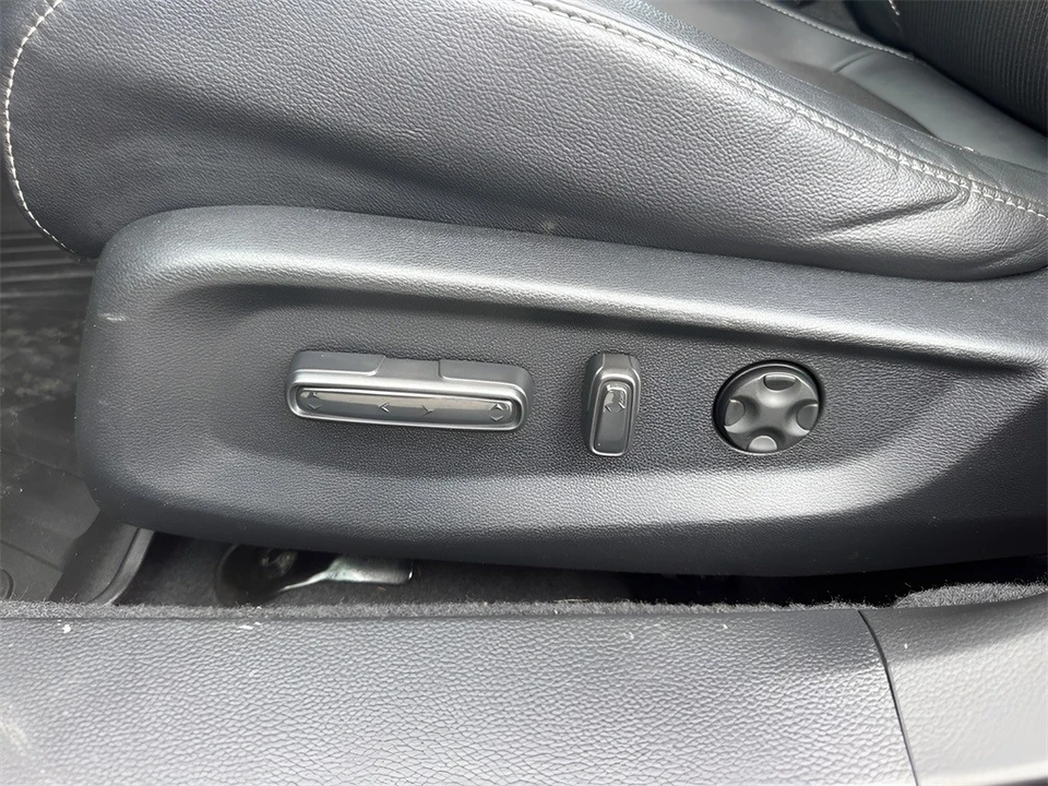 2020 Honda Accord 10th Gen - Image 10 of 12