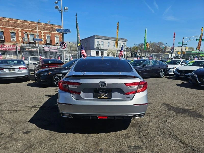 2020 Honda Accord 10th Gen - Image 7 of 12