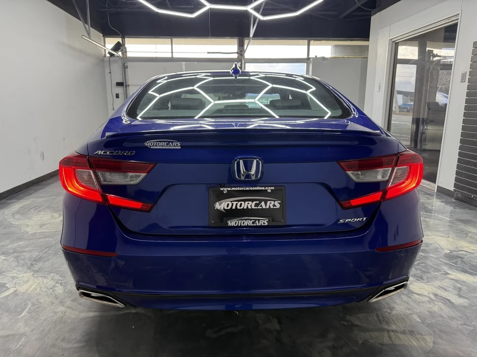 2020 Honda Accord 10th Gen - Image 5 of 21