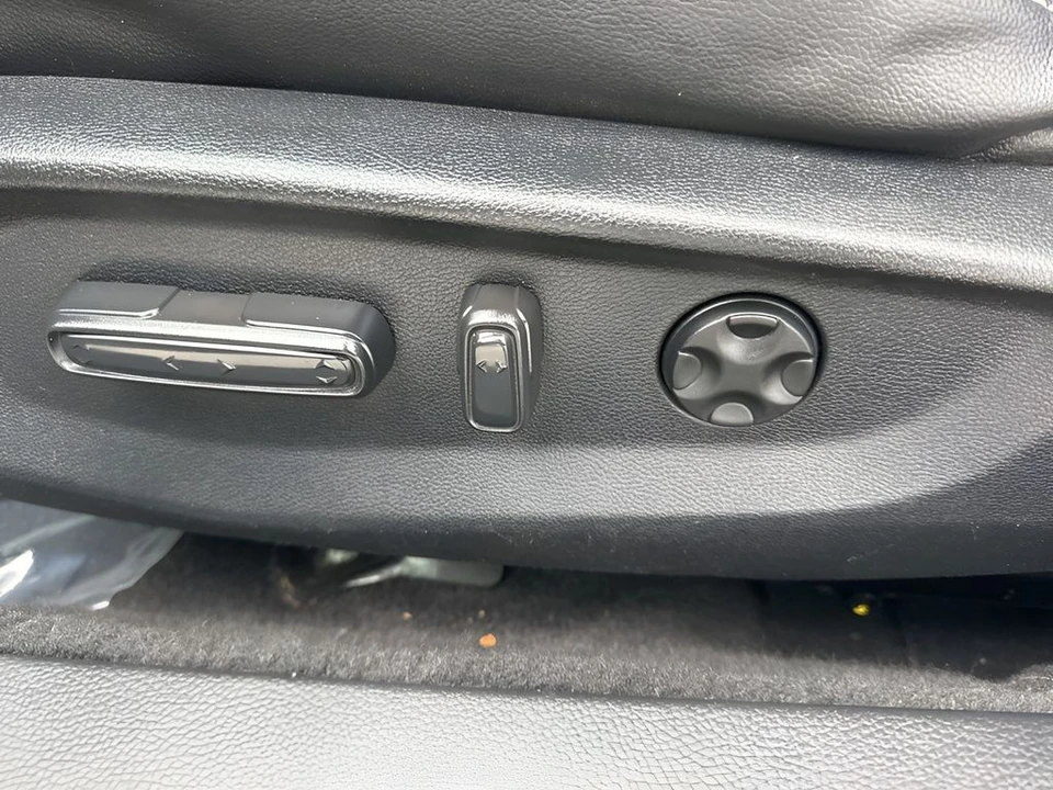 2020 Honda Accord 10th Gen - Image 10 of 12
