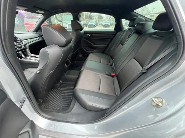 2020 Honda Accord 10th Gen - Image 9 of 14