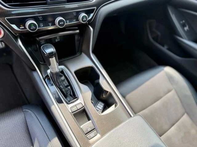 2020 Honda Accord 10th Gen - Image 12 of 21