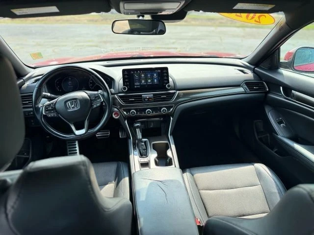 2020 Honda Accord 10th Gen - Image 15 of 21
