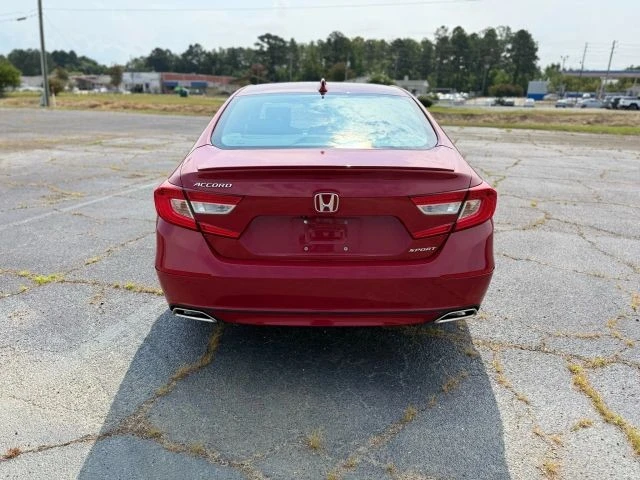 2020 Honda Accord 10th Gen - Image 16 of 21