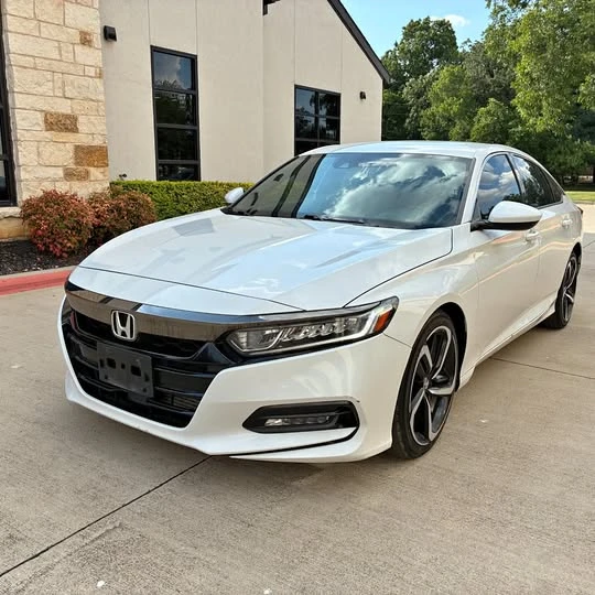 2020 Honda Accord 10th Gen - Image 1 of 1