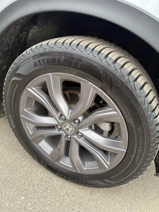 2020 Honda CR-V 5th Gen - Image 6 of 16