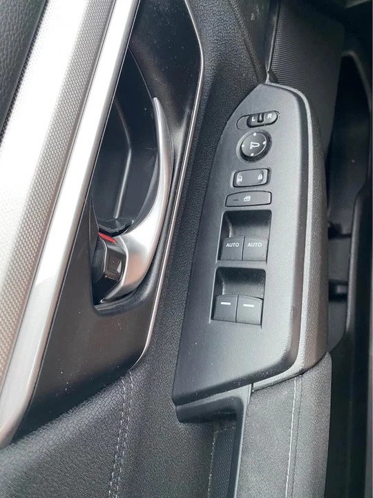 2020 Honda CR-V 5th Gen - Image 10 of 10